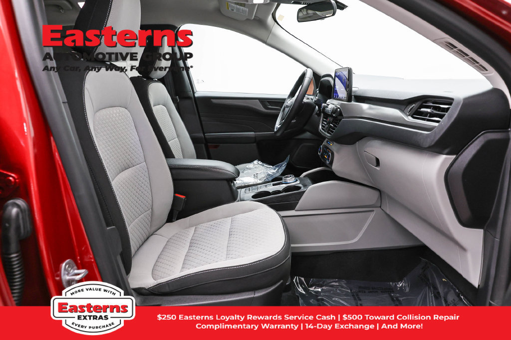 Used 2023 Ford Escape Active AWD/4WD image 26