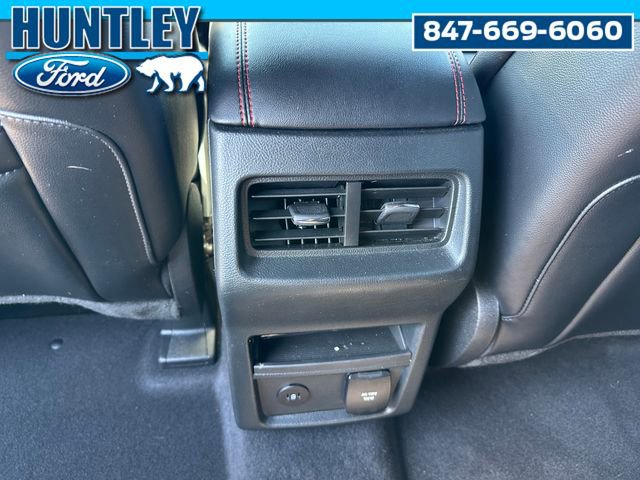 Used 2024 Ford Edge ST-Line AWD/4WD image 17