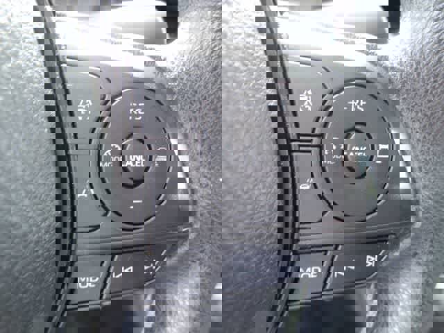 Used 2023 Toyota Corolla LE image 18