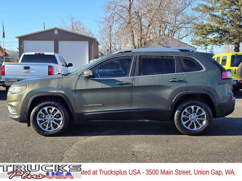 Used 2019 Jeep Cherokee Latitude Plus image 2