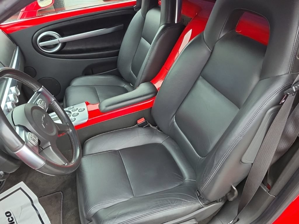 Used 2004 Chevrolet SSR w/ Preferred Equipment Group RWD image 19