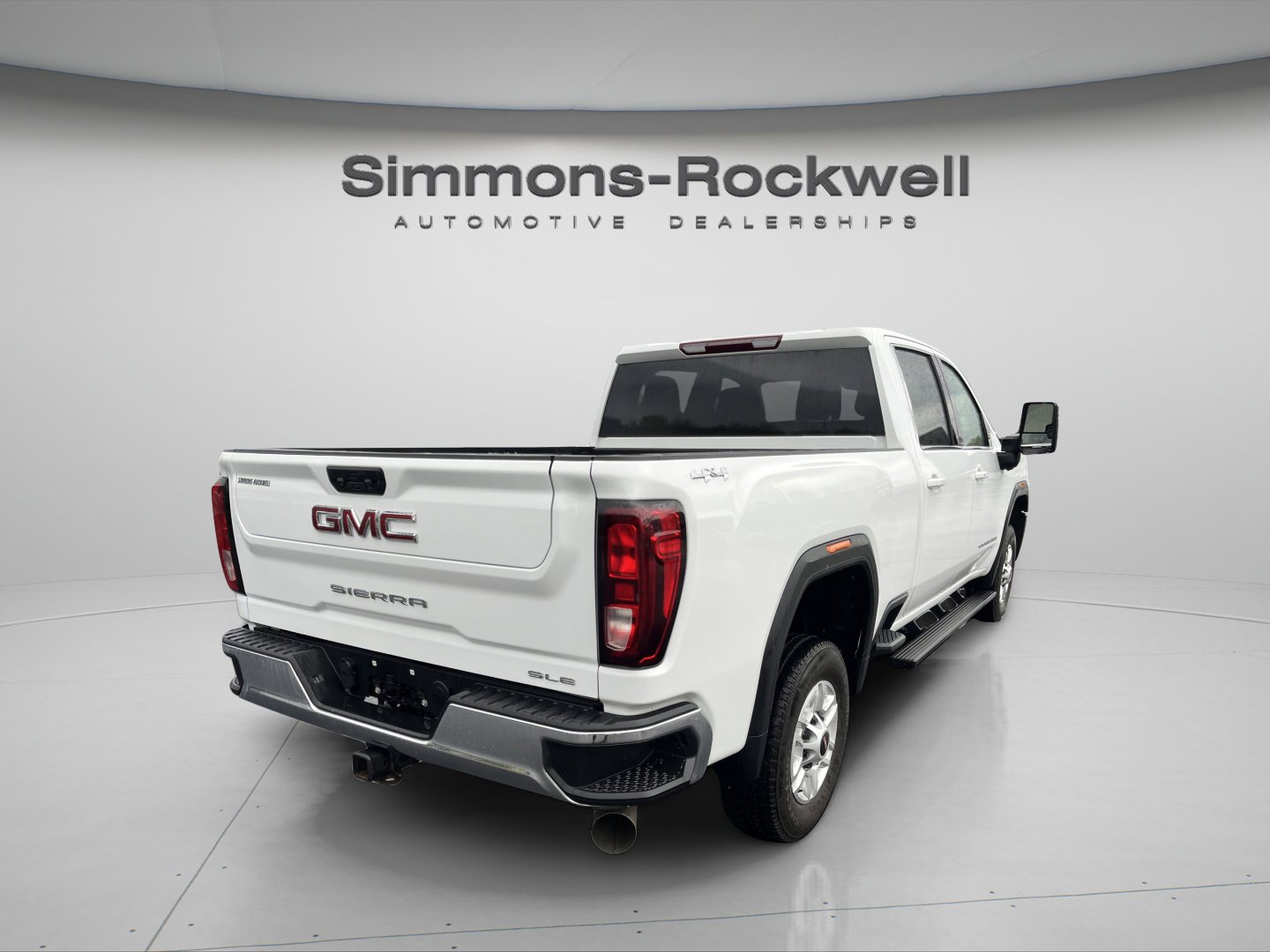 Used 2024 GMC Sierra 2500 SLE w/ SLE Convenience Package AWD/4WD image 5