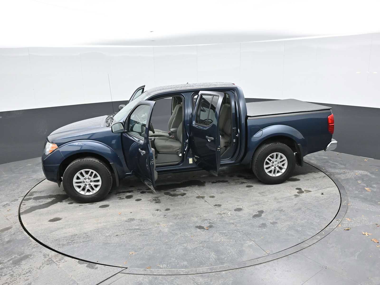 Used 2019 Nissan Frontier SV image 55