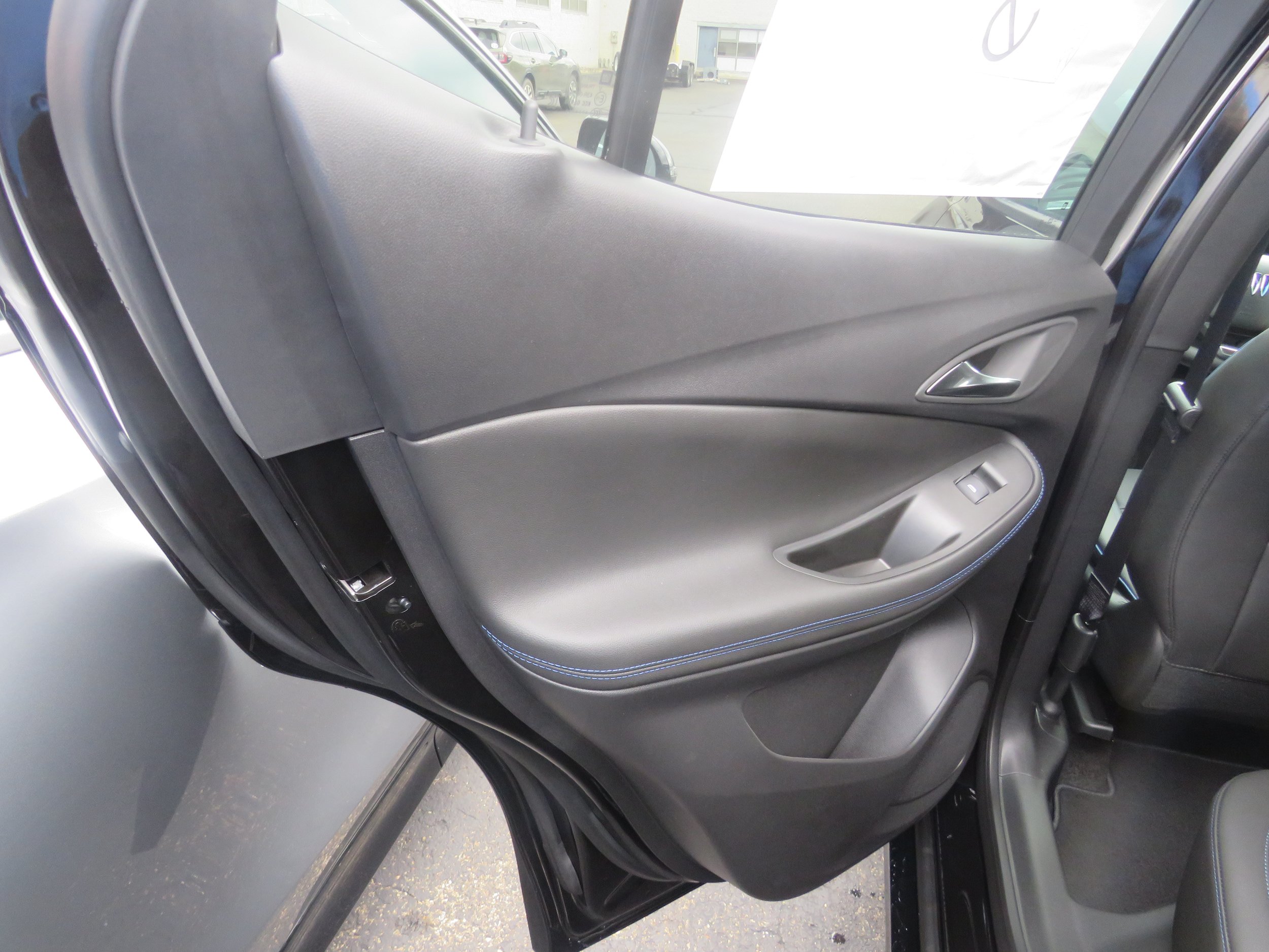 New 2026 Buick Encore GX Sport Touring w/ Advanced Technology Package AWD/4WD image 9