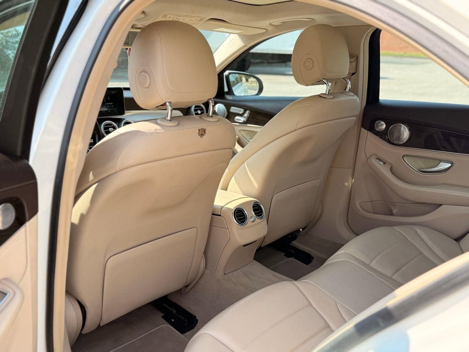 Used 2015 Mercedes-Benz C 300 4MATIC Sedan image 30