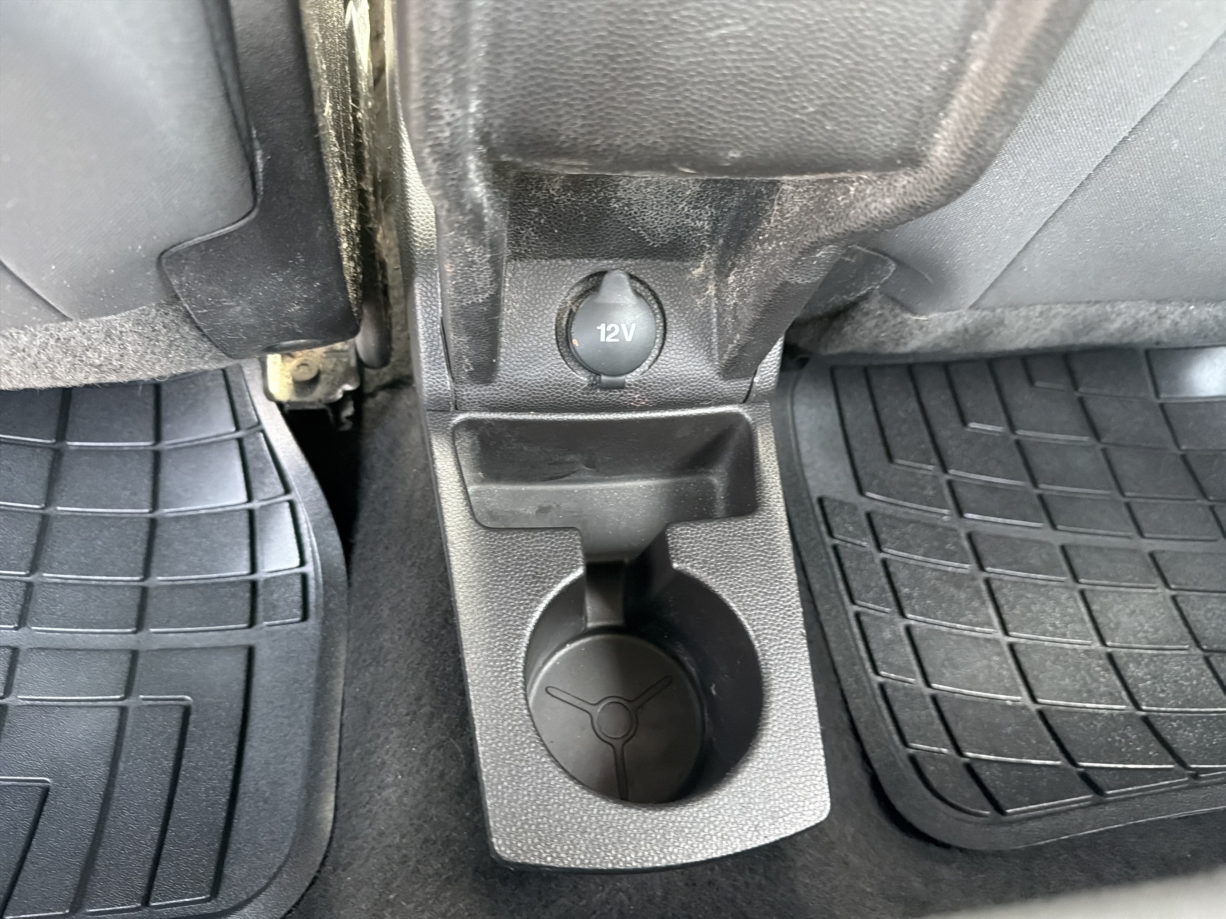 Used 2016 Ford Fiesta SE FWD image 10