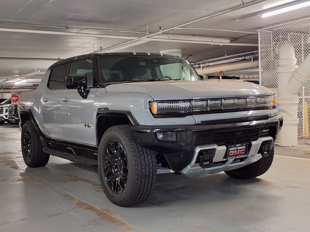 New 2026 GMC Hummer EV 4x4 Crew Cab w/ LPO, Dark Essentials Package image 3