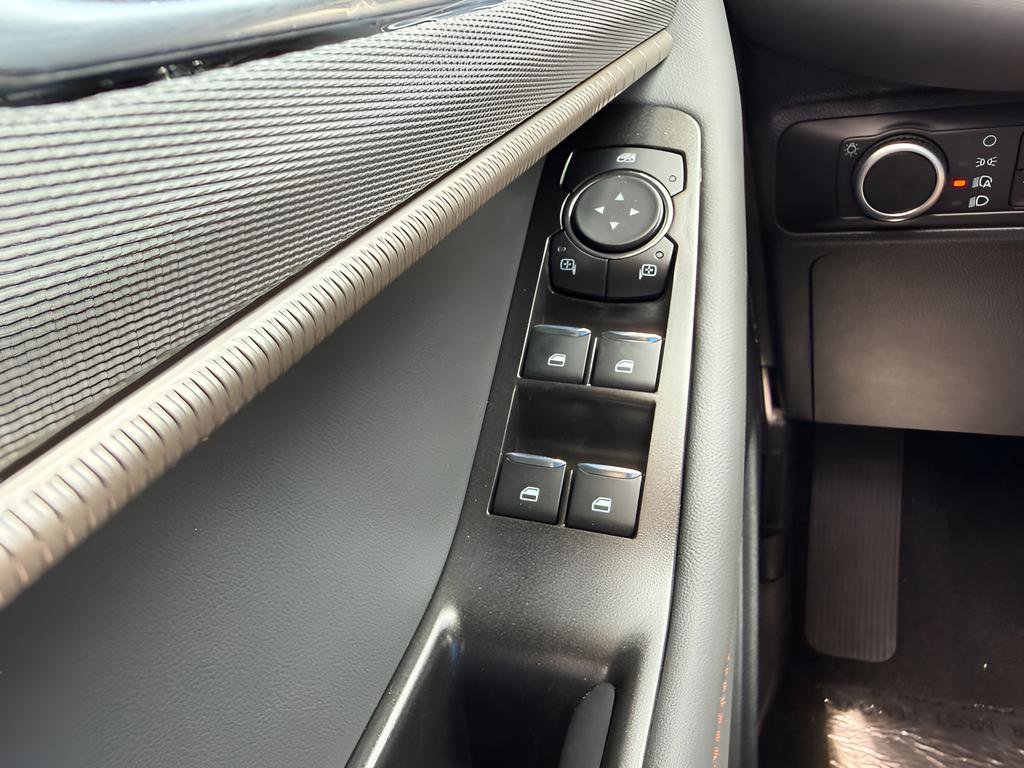 New 2026 Ford Explorer Active AWD/4WD image 23