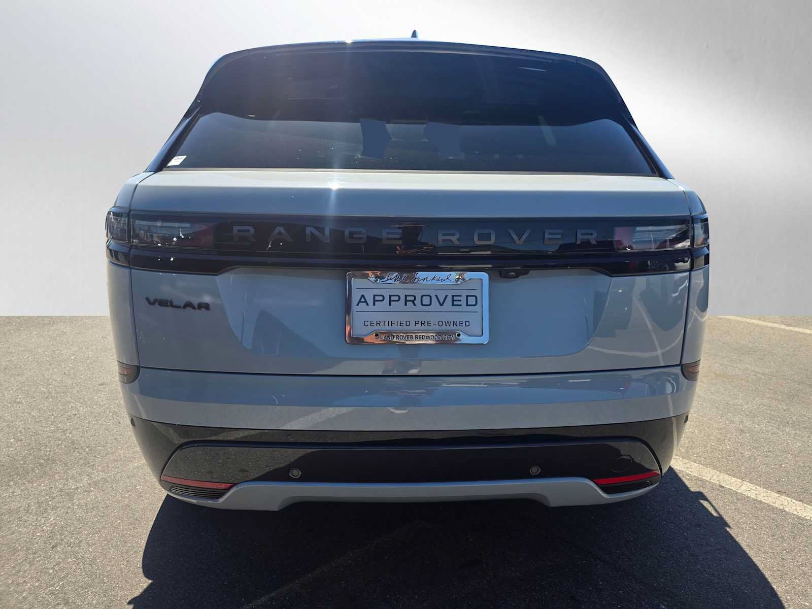 Used 2026 Land Rover Range Rover Velar Dynamic SE AWD/4WD image 4