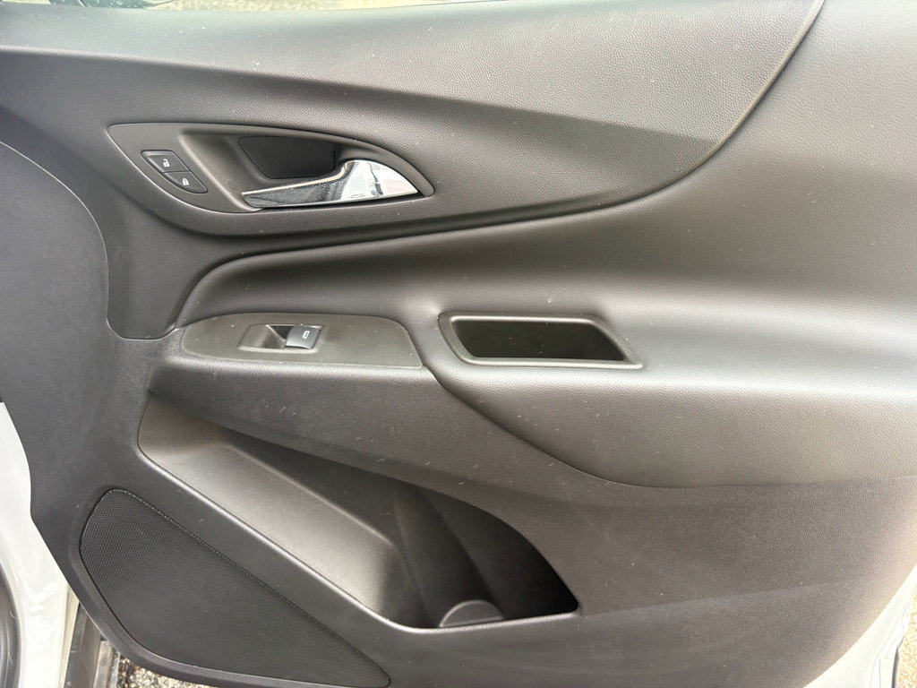 Used 2024 Chevrolet Equinox LT AWD/4WD image 30