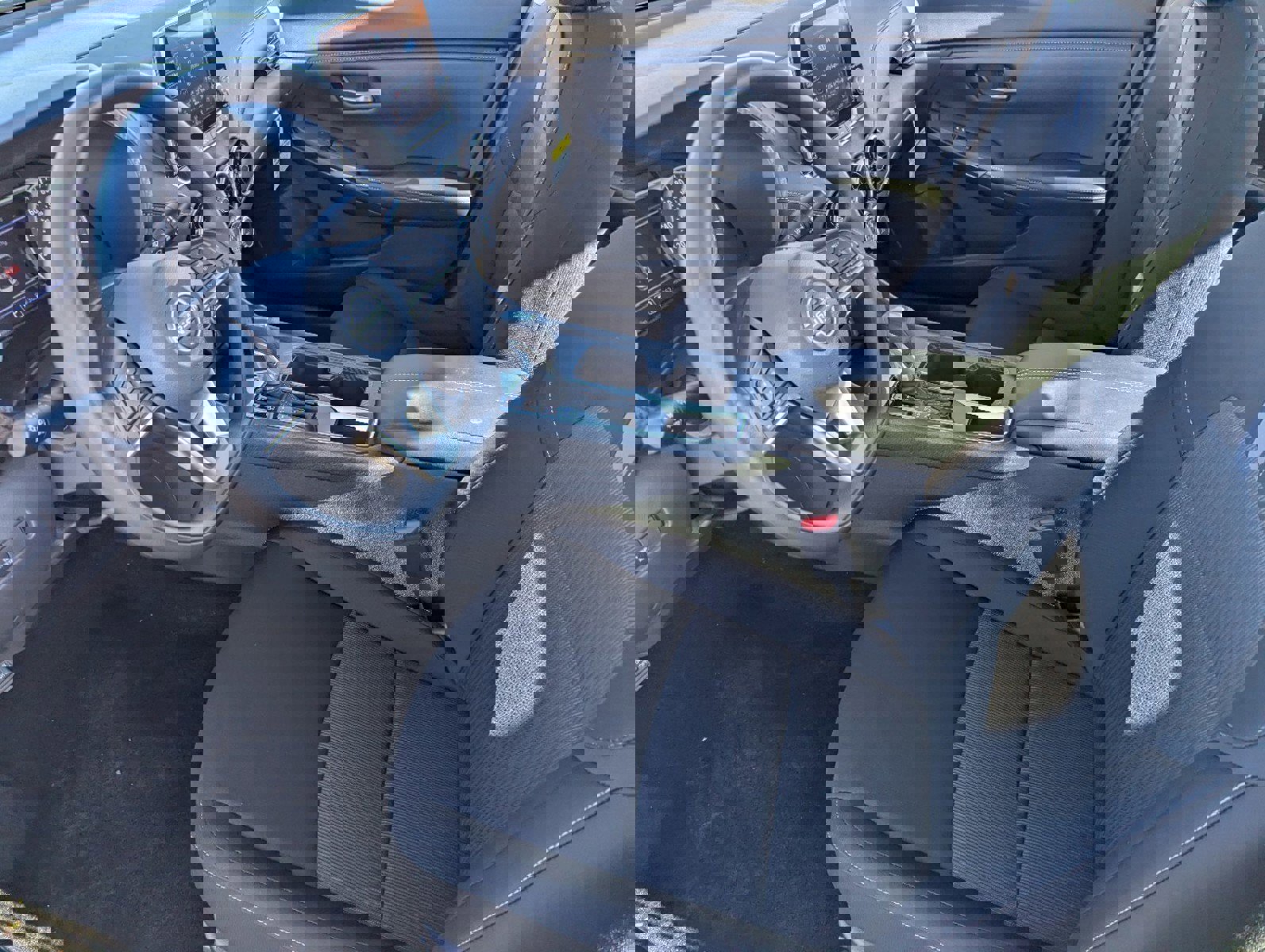 New 2025 Nissan Sentra SV image 12