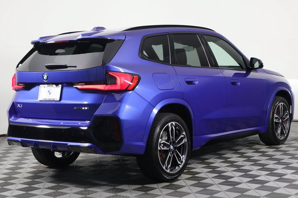 New 2026 BMW X1 xDrive28i w/ Technology Package AWD/4WD image 2