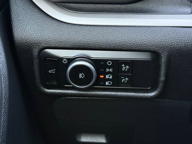 Certified 2023 Ford Explorer XLT w/ Equipment Group 202A image 24