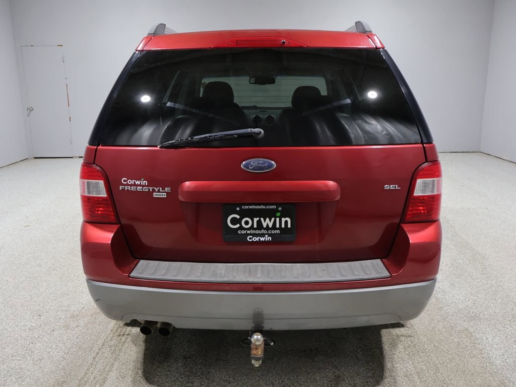 Used 2006 Ford Freestyle SEL video 3