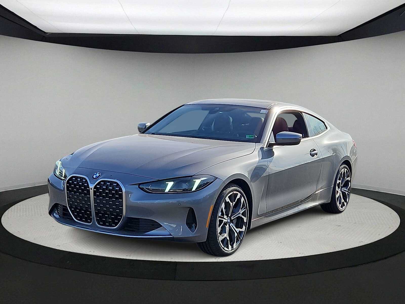 Used 2026 BMW 430i xDrive Coupe w/ Premium Package AWD/4WD image 4