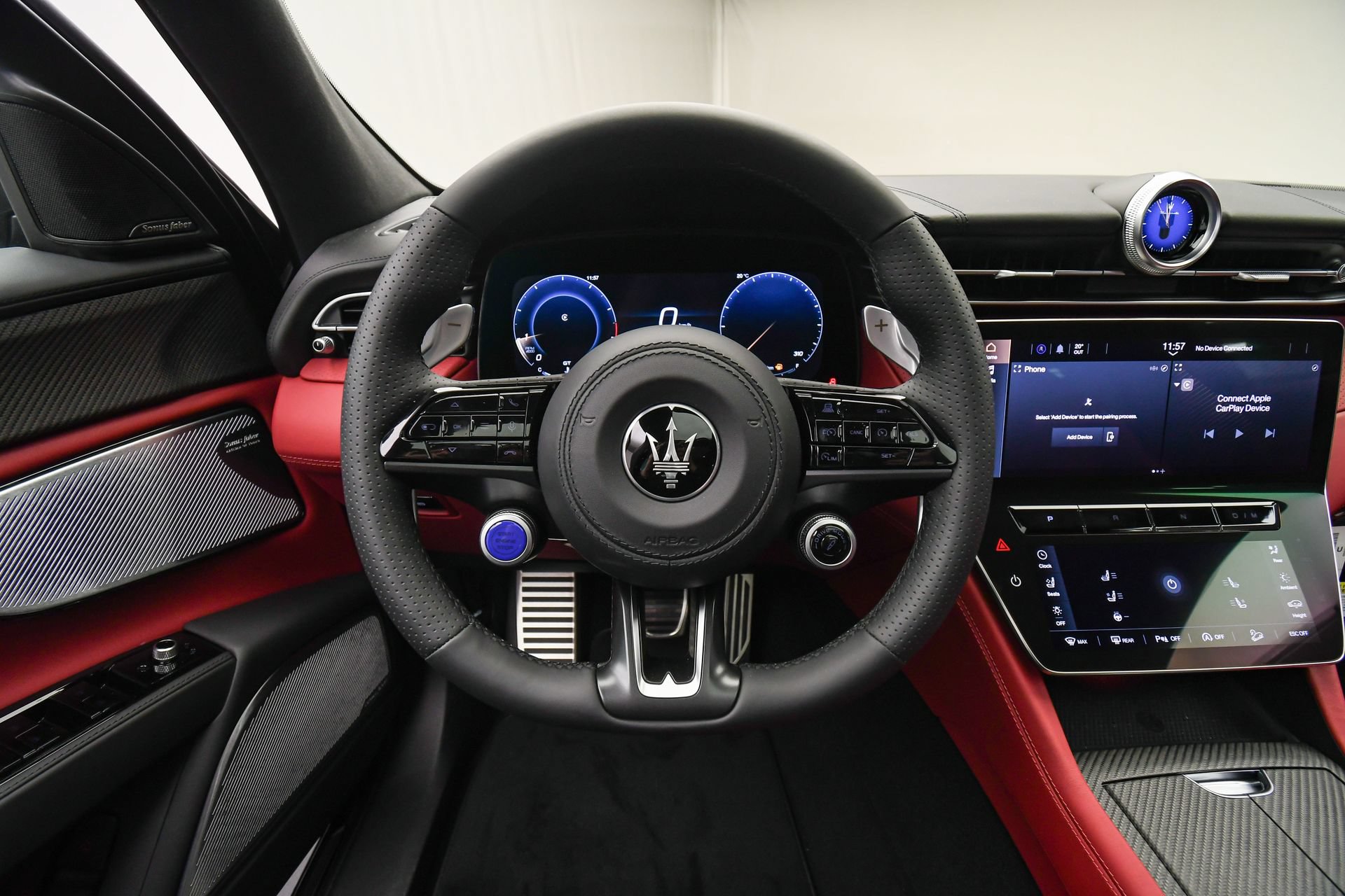 Used 2025 Maserati Grecale Modena AWD/4WD image 14