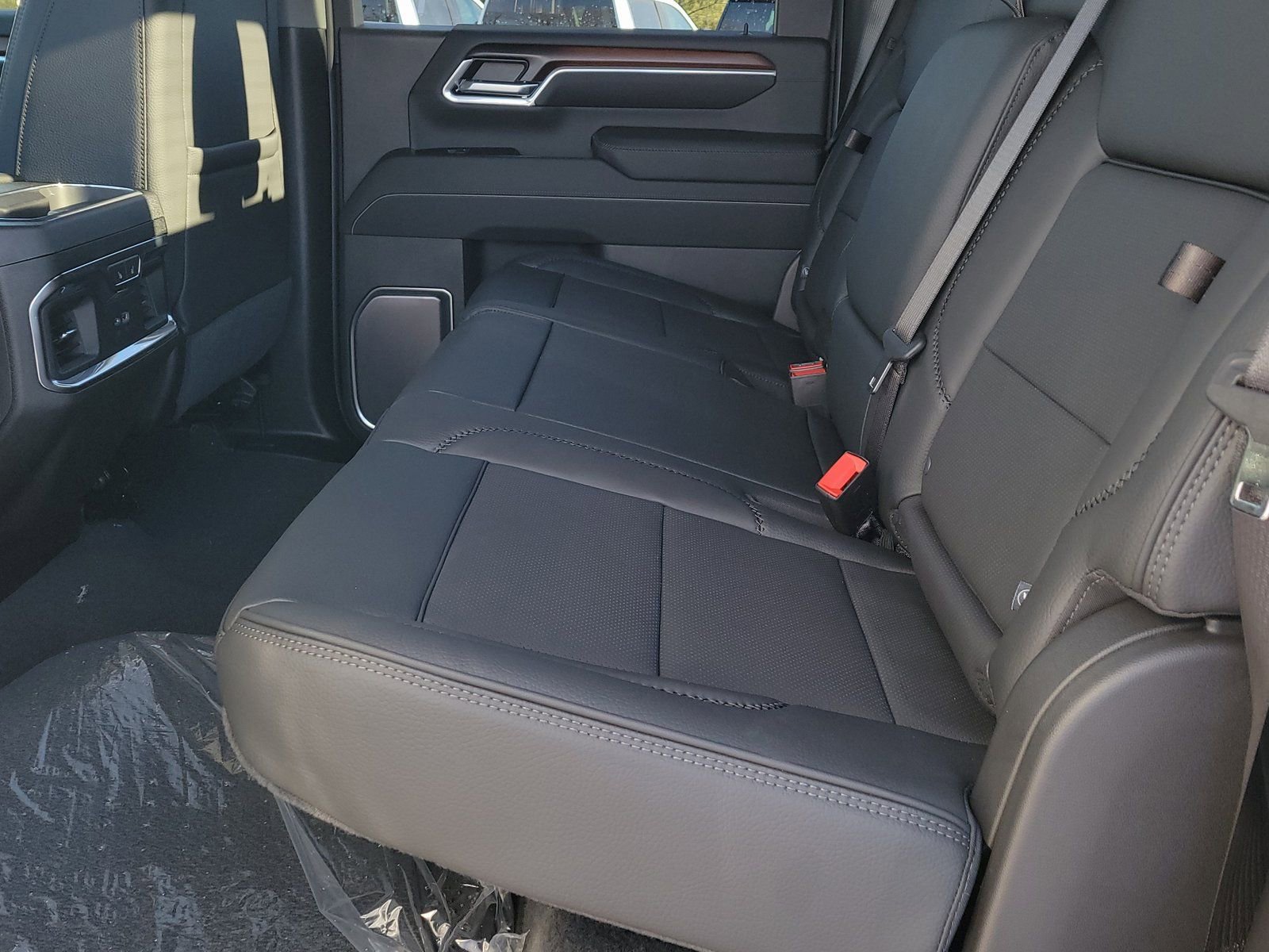 New 2026 GMC Sierra 3500 Denali w/ Denali Reserve Package image 7