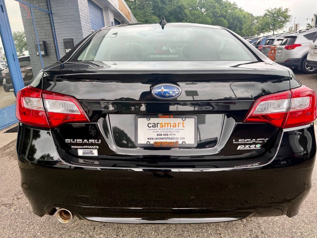 Used 2016 Subaru Legacy 2.5i Premium AWD/4WD image 9