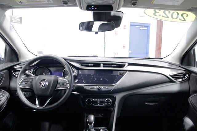 Used 2023 Buick Encore GX Select w/ Safety Package II image 16
