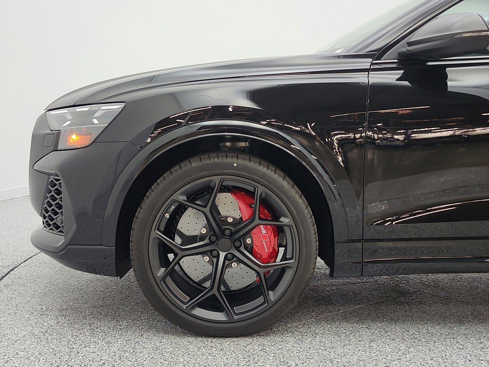 New 2026 Audi RS Q8 performance image 14