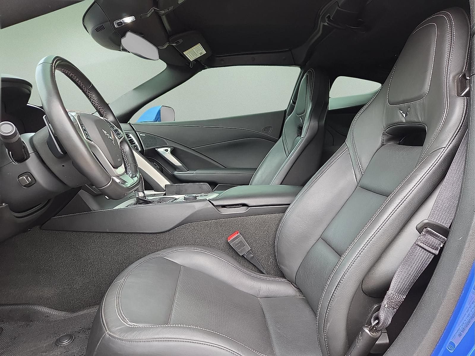 Used 2019 Chevrolet Corvette Stingray Coupe RWD image 13