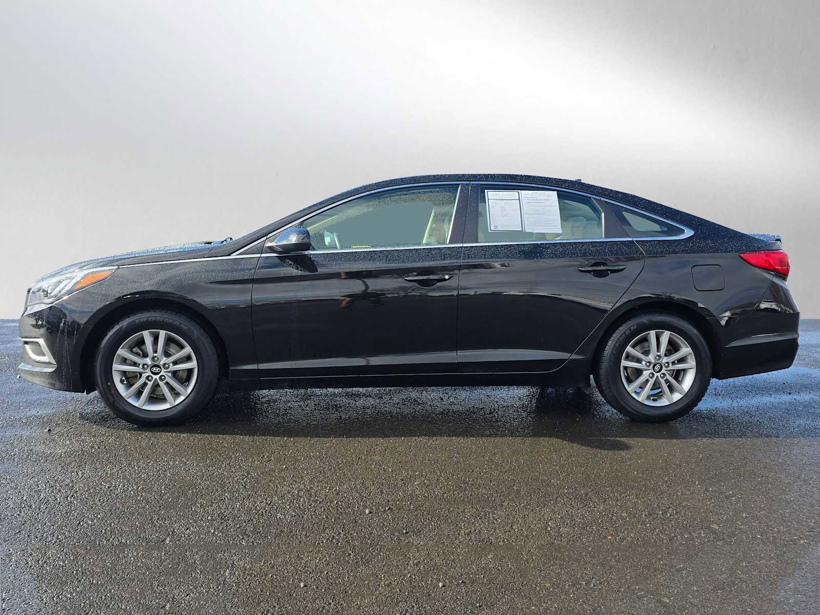 Used 2017 Hyundai Sonata SE image 8