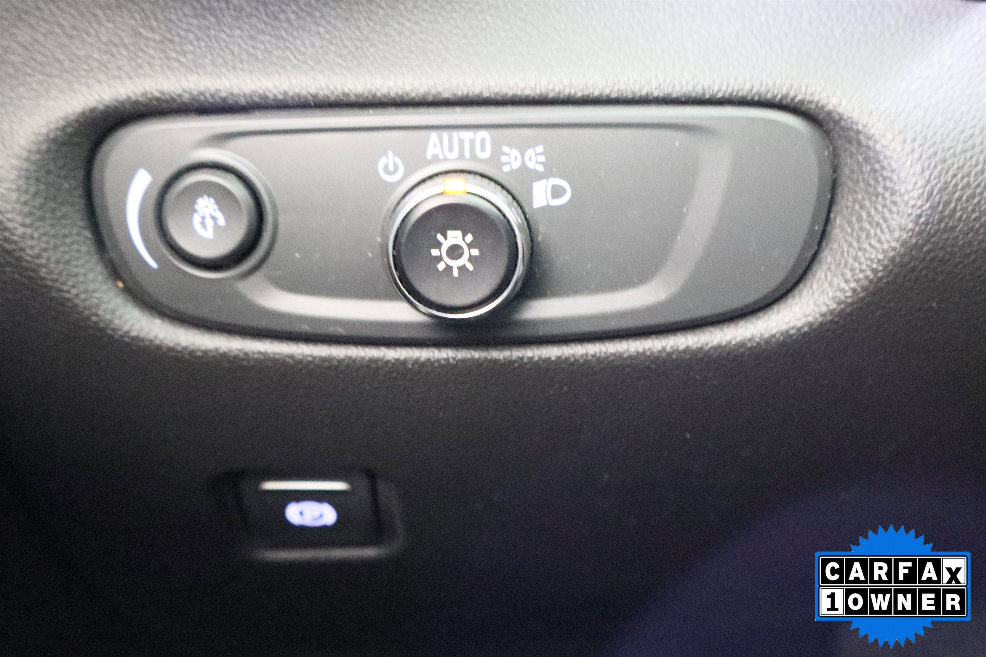 Used 2023 Chevrolet Blazer RS w/ Driver Confidence II Package AWD/4WD image 32