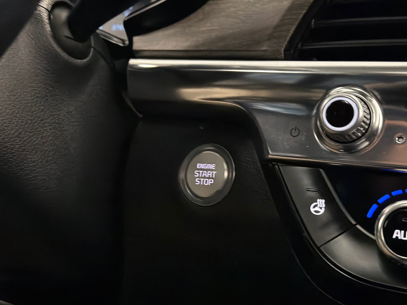 Used 2022 Kia Telluride EX image 29