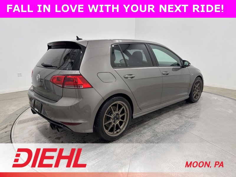 Used 2017 Volkswagen Golf R 4-Door image 7