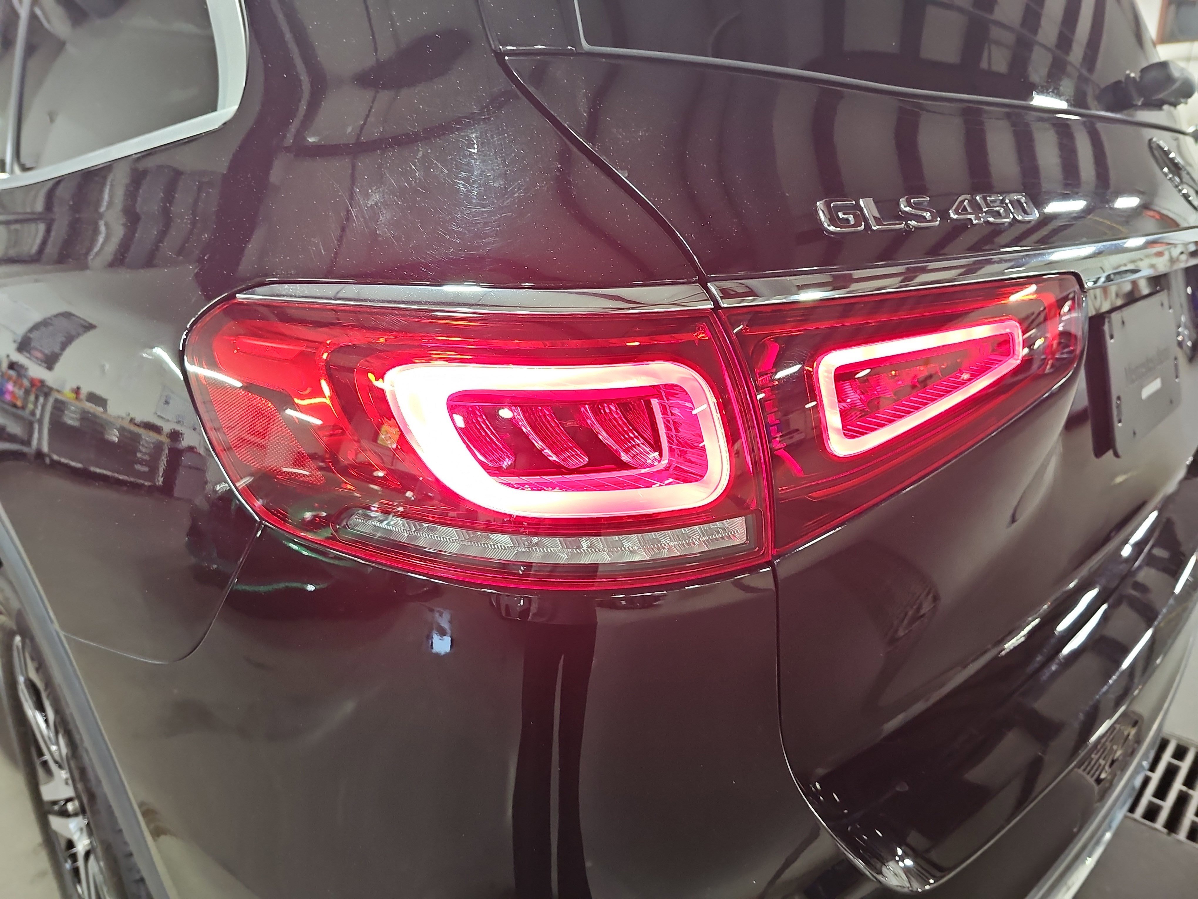 Used 2020 Mercedes-Benz GLS 450 4MATIC image 36