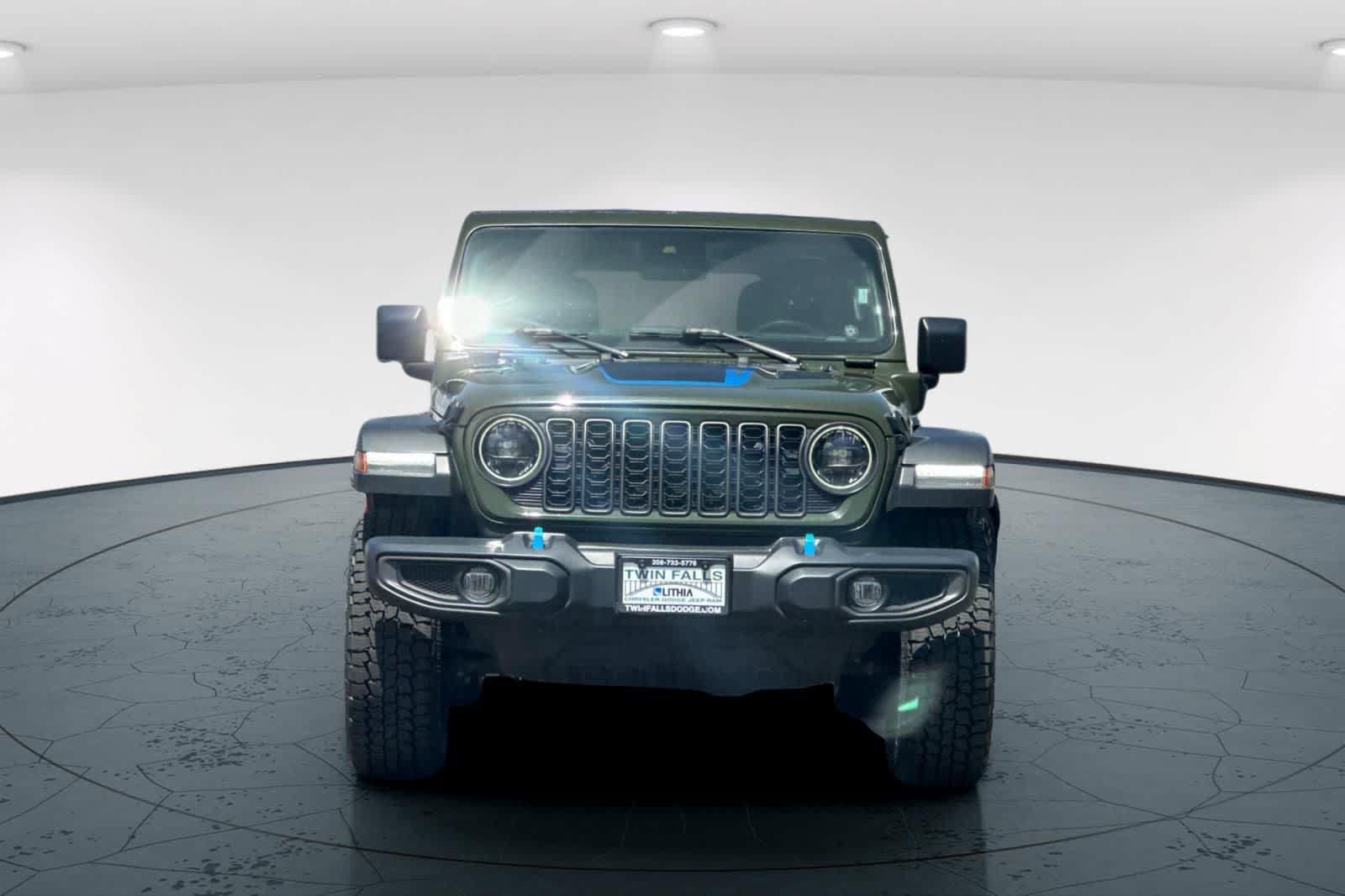 Used 2024 Jeep Wrangler Unlimited Rubicon 4xe AWD/4WD image 10