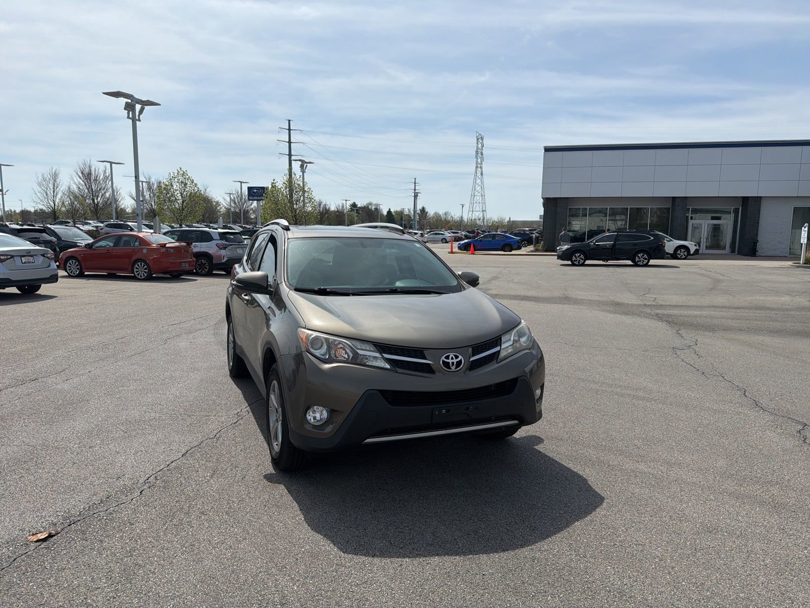 Used 2015 Toyota RAV4 XLE AWD/4WD image 9