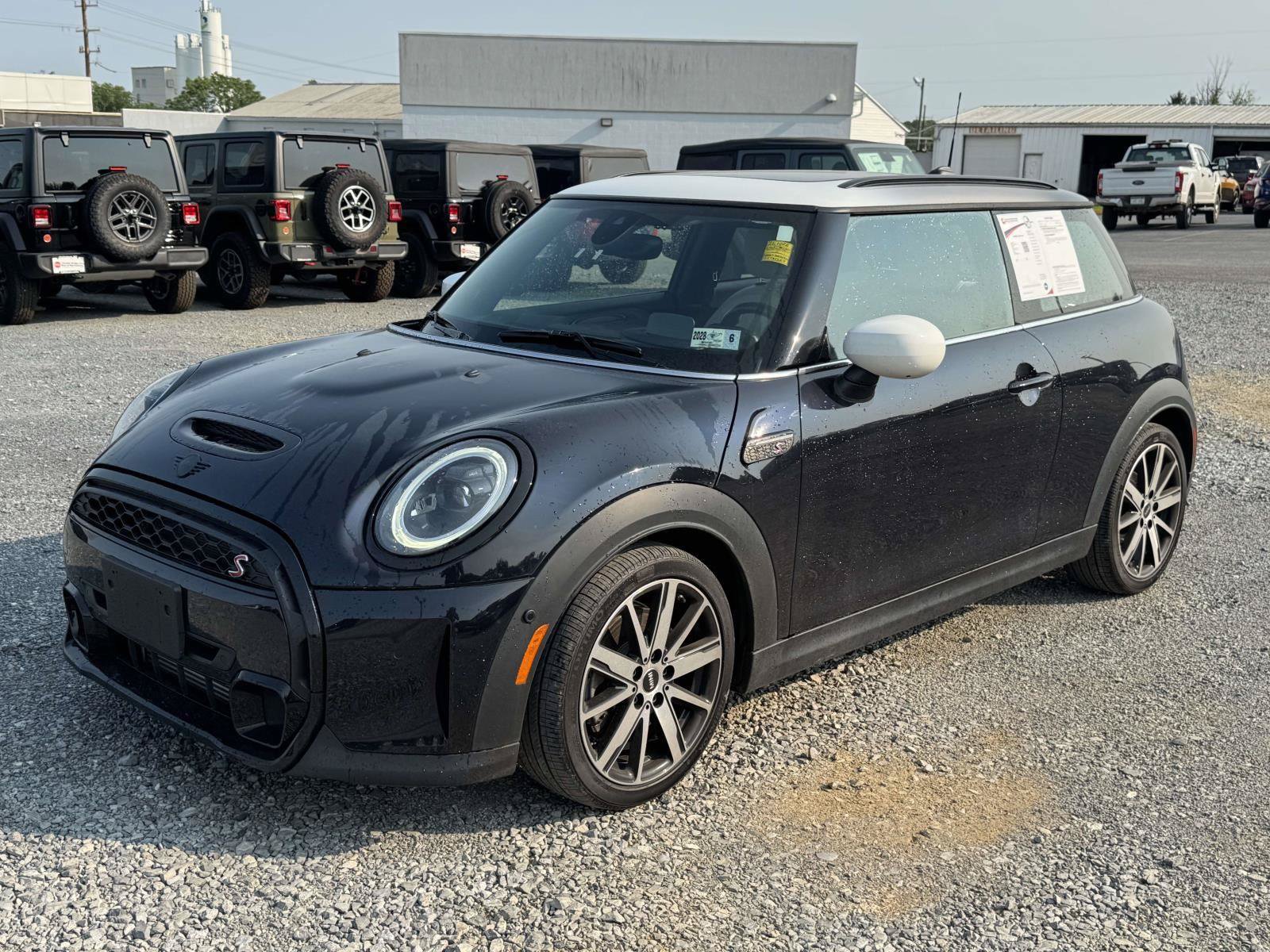 Used 2023 MINI Cooper S FWD image 28