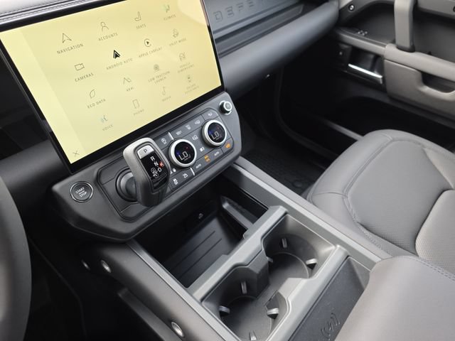 New 2026 Land Rover Defender 110 S AWD/4WD image 18