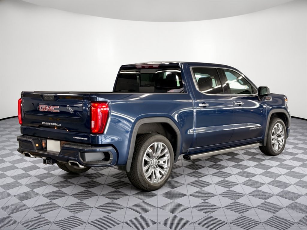 Used 2023 GMC Sierra 1500 Denali w/ Denali Reserve Package AWD/4WD image 9