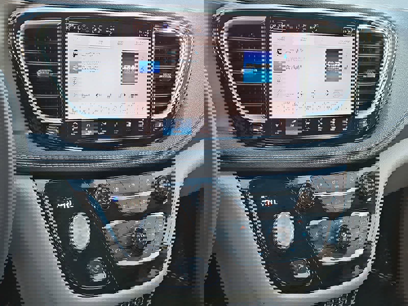 Used 2023 Chrysler Pacifica Touring-L image 29