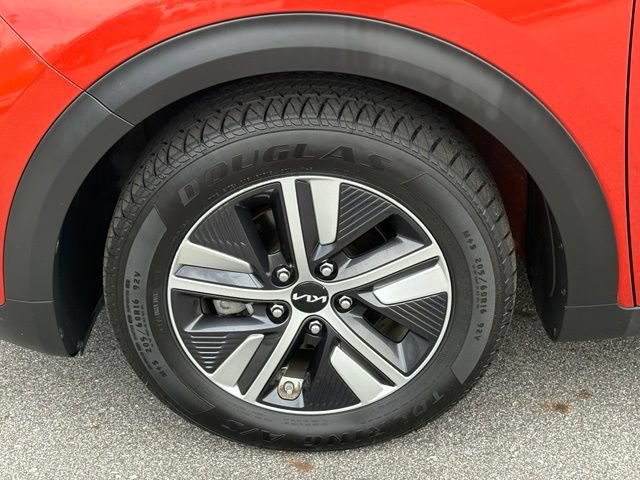 Used 2022 Kia Niro LXS FWD image 26