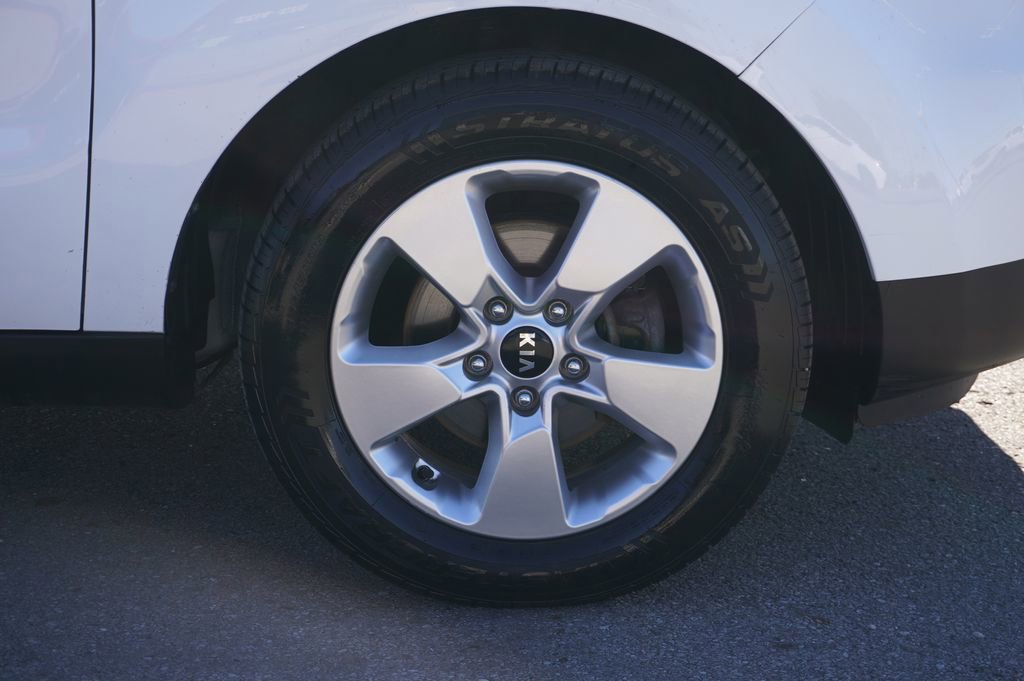 Used 2019 Kia Soul image 13