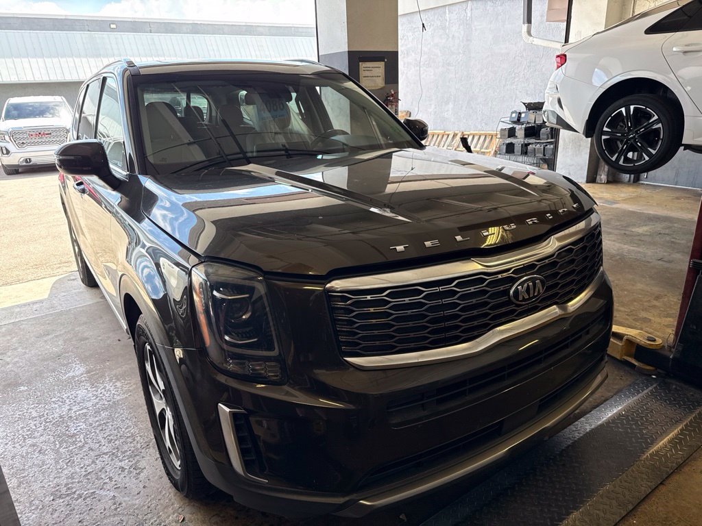 Used 2020 Kia Telluride EX FWD image 2