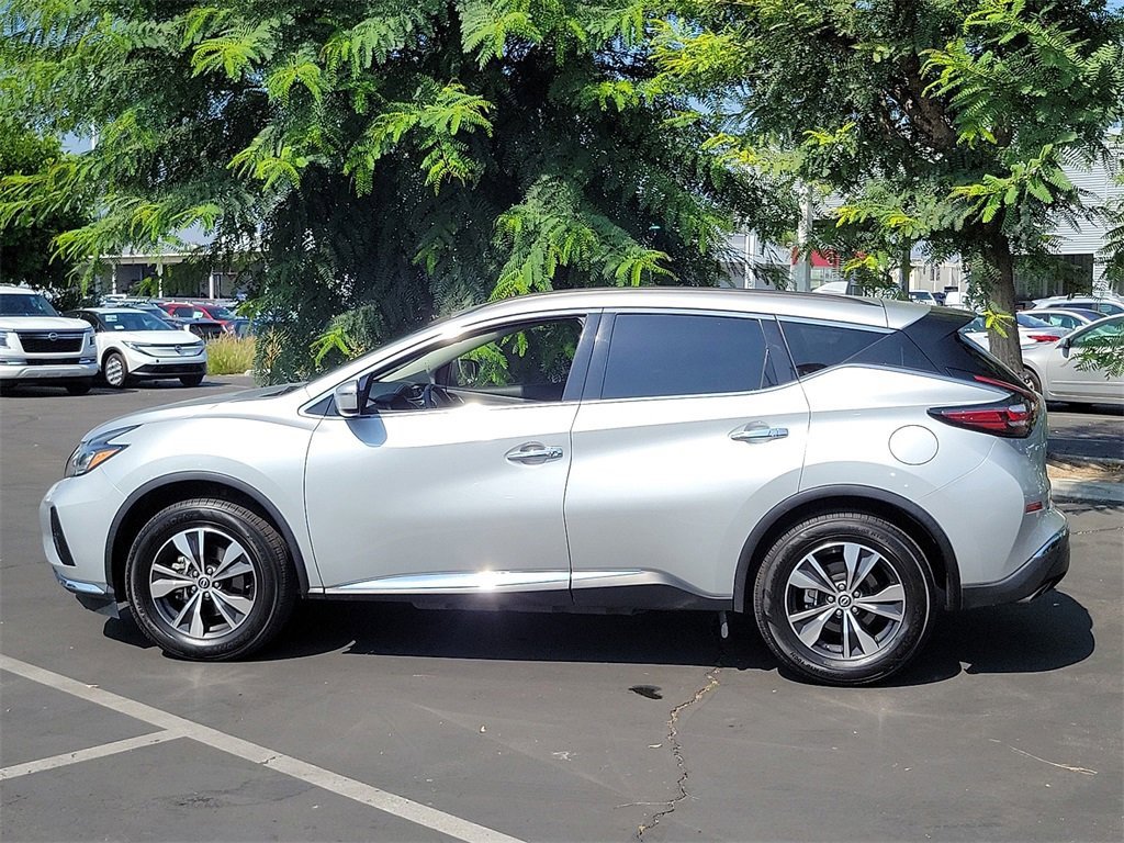 Used 2023 Nissan Murano SV image 3