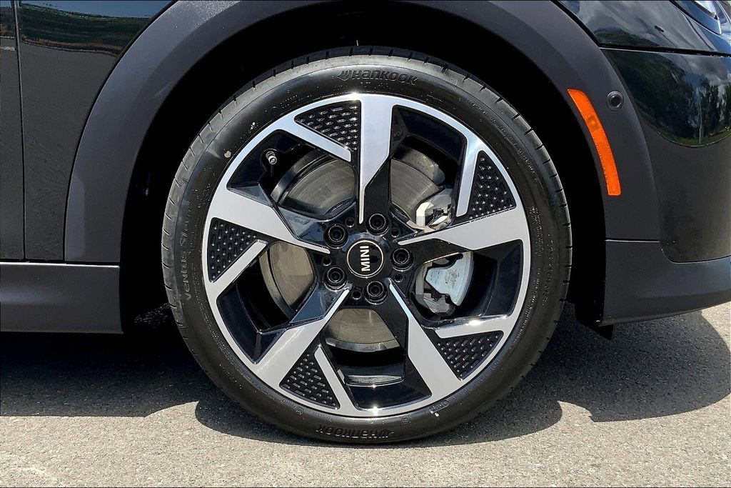 New 2026 MINI Cooper S image 12