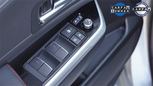 Used 2025 Toyota Sienna XSE w/ XSE Premium Package image 24