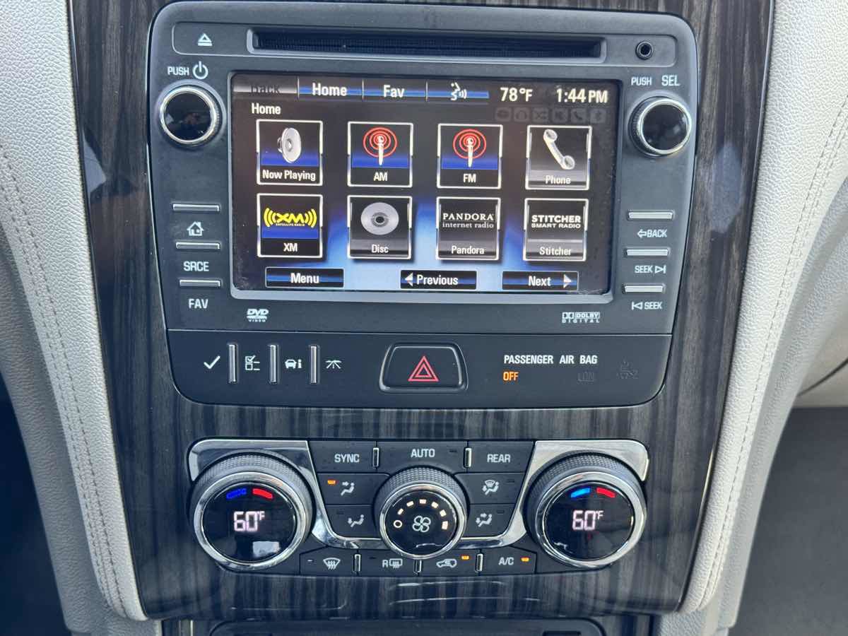 Used 2014 Chevrolet Traverse LT FWD image 49