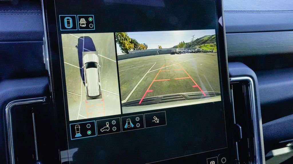 New 2026 GMC Yukon XL Denali w/ Advanced Technology Package image 28