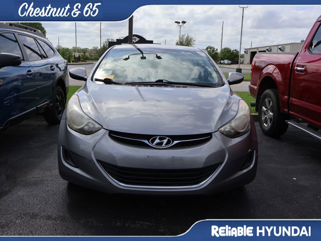 Used 2013 Hyundai Elantra GLS image 9