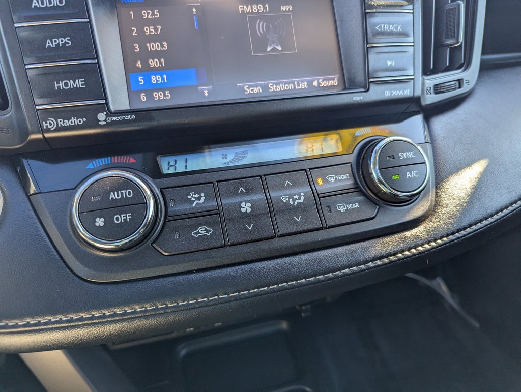 Used 2018 Toyota RAV4 XLE image 22