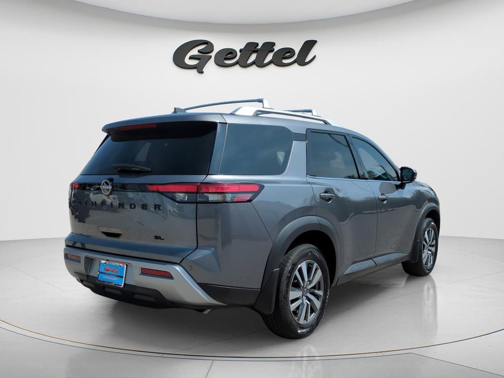 Certified 2024 Nissan Pathfinder SL w/ Black Appearance Package image 4