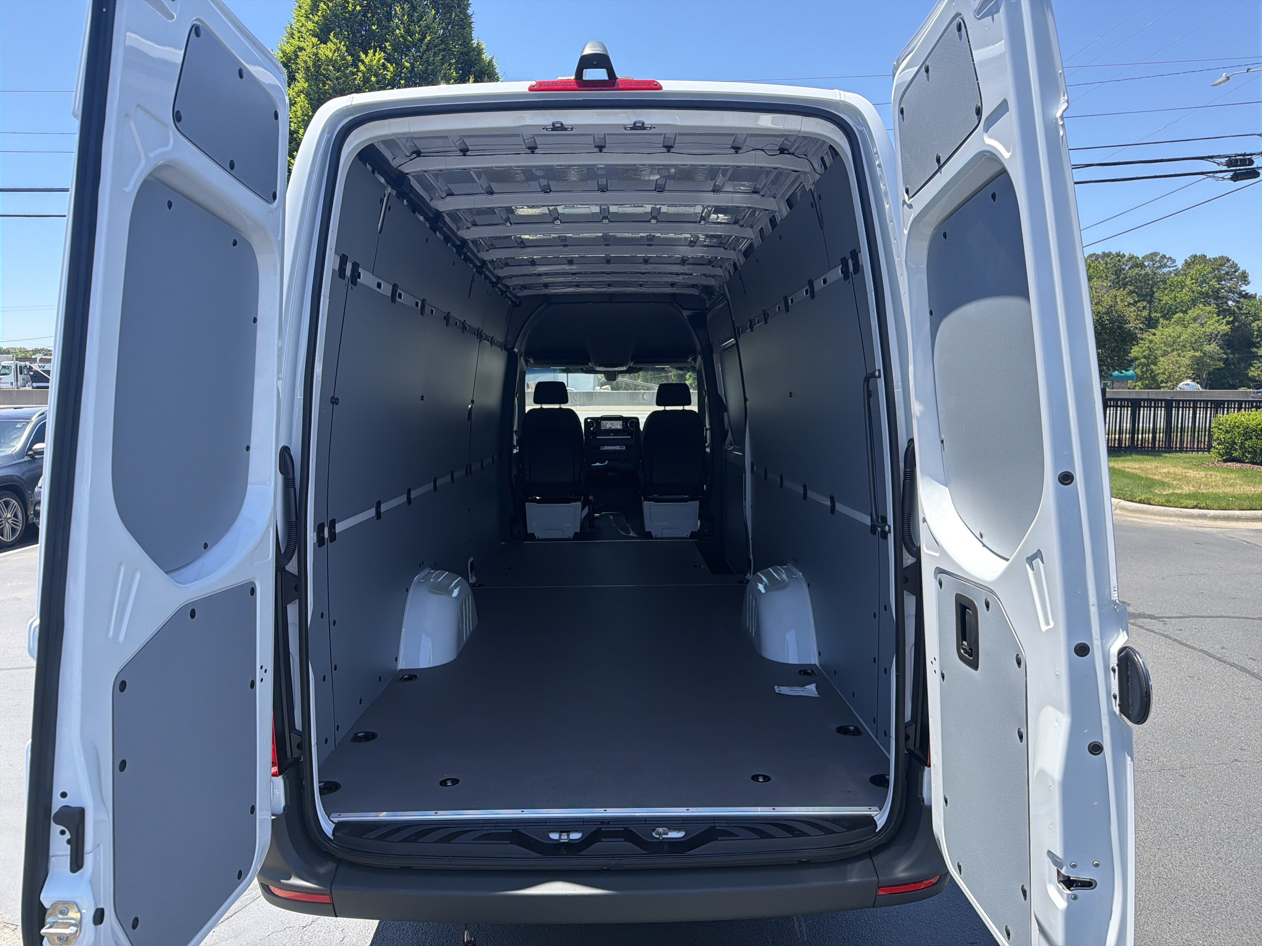 New 2026 Mercedes-Benz Sprinter 2500 image 35
