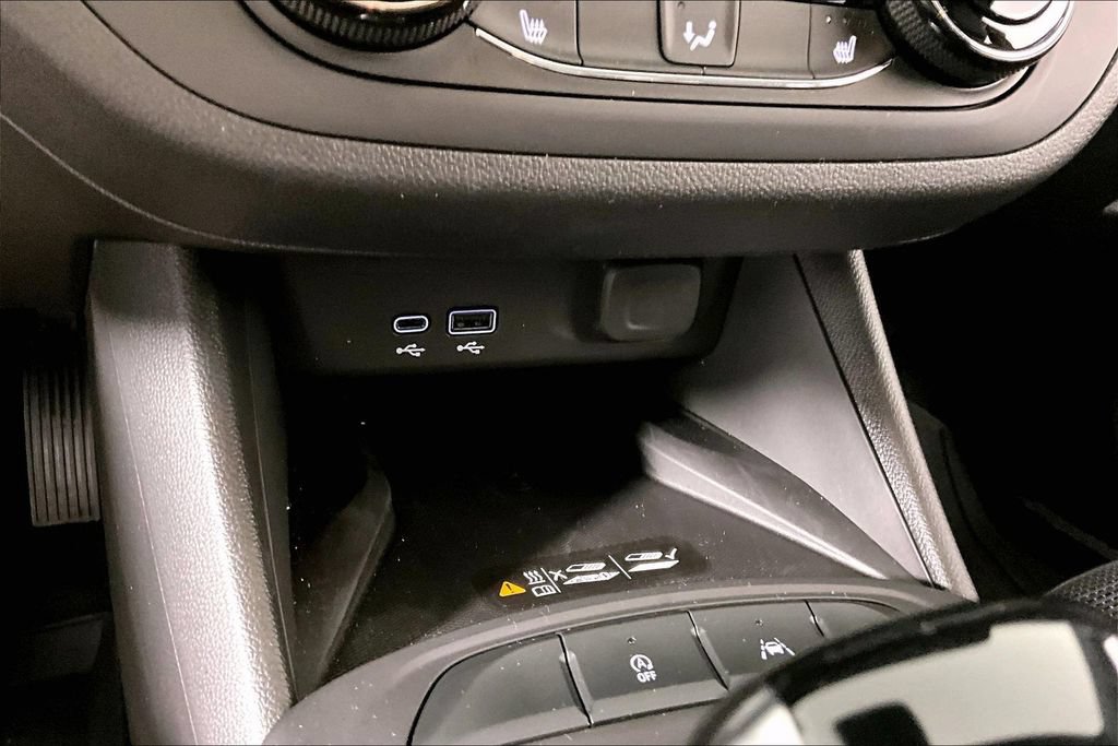 Certified 2026 Buick Envista Preferred w/ Convenience I Package FWD image 15