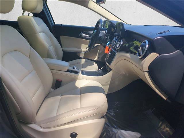 Used 2015 Mercedes-Benz GLA 250 image 25